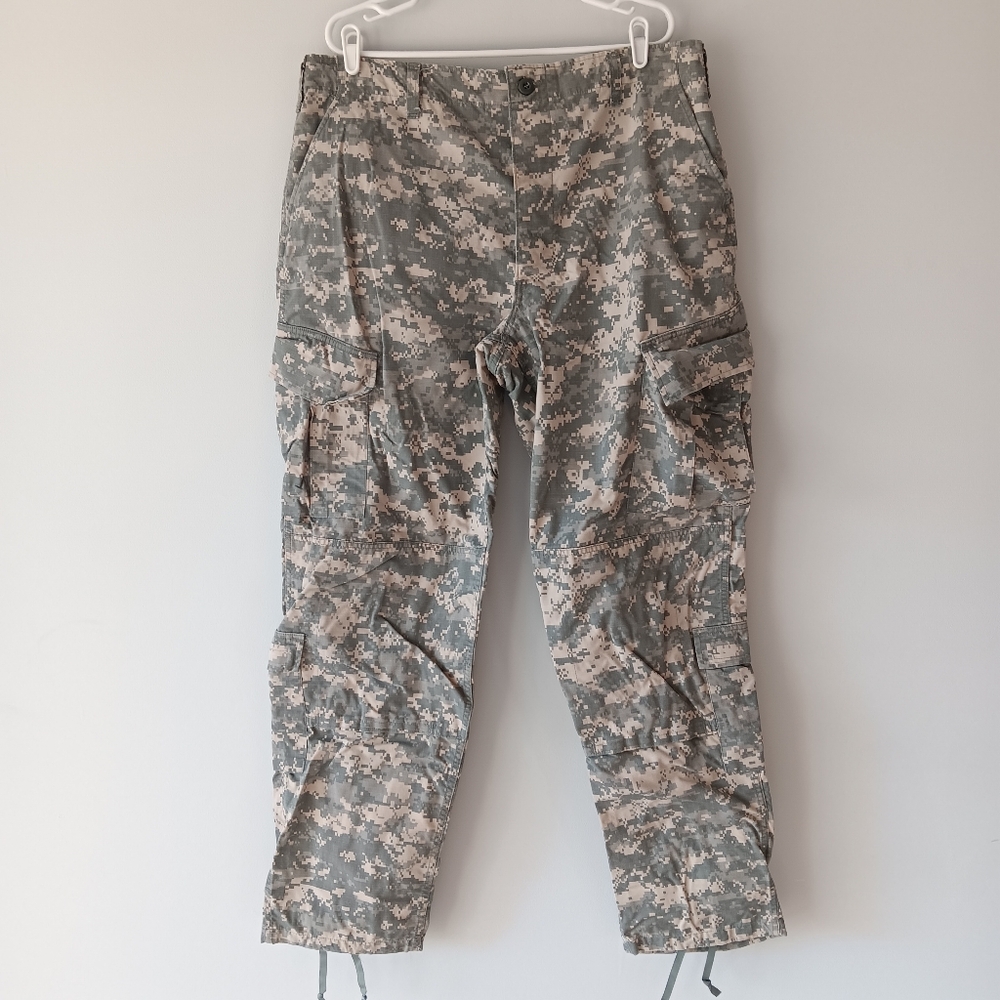 U.S. Army Combat Uniform ACU Cargo Digital Camo Pants Tactical Tan Large Long